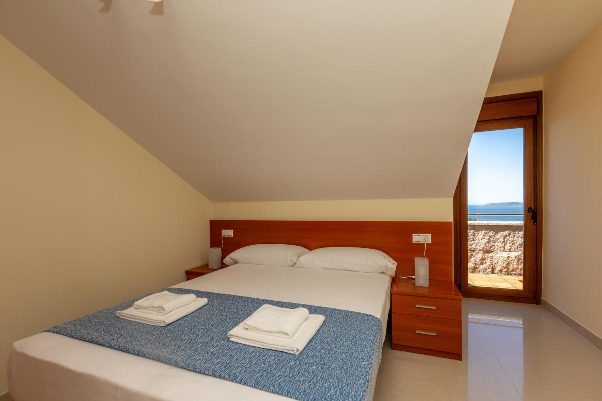 Apartamentos Turisticos Eira Do Mar Aios Exterior photo